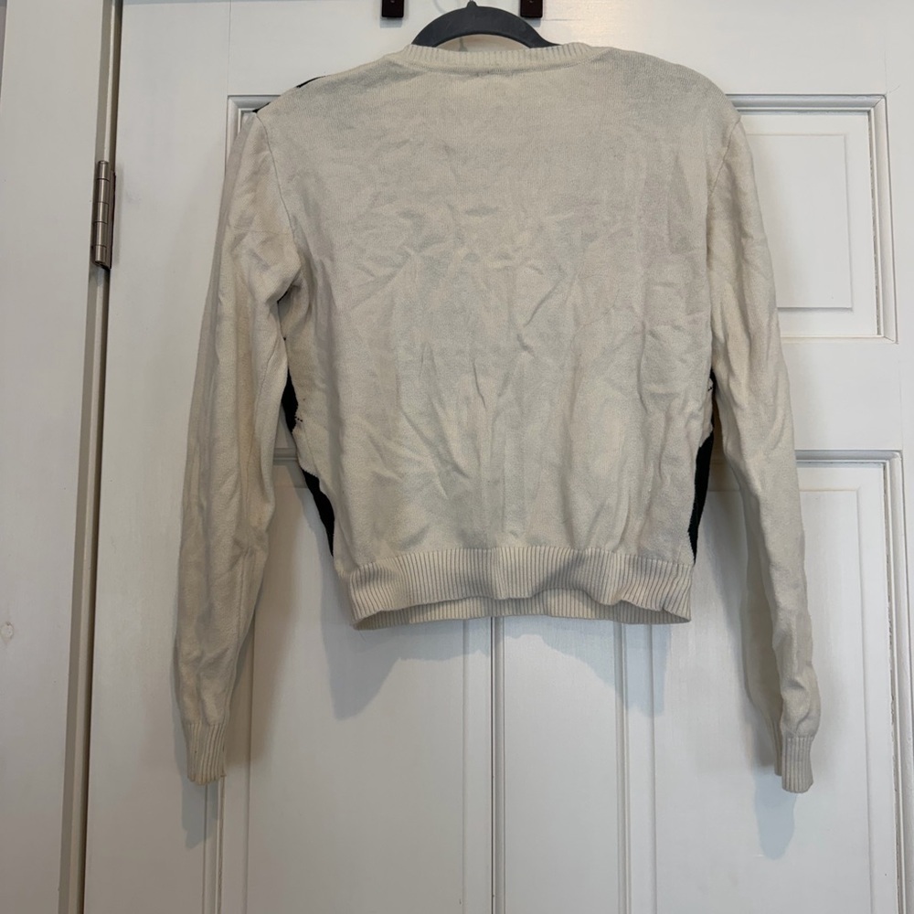 Brandy Melville Cream & Dark Green Argyle V-Neck Sweater - Picture 3 of 3